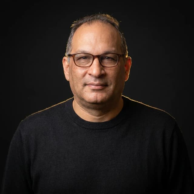 Javier Vieira, psicólogo especialista en narcisismo, apego tóxico y trauma bonding